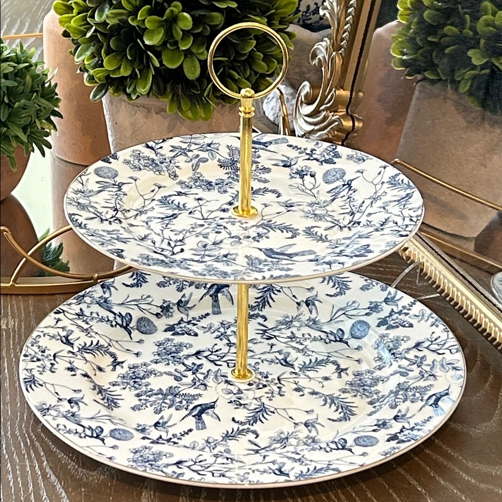 NEW Vintage Inspired Floral & Hummingbird  Blue French Toile Tiered Serving Tray
